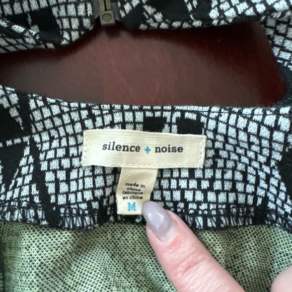 Silence + Noise Bodycon Dress with Cutout Detail - Picture 3 of 4